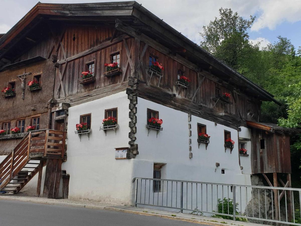 Haus Anna - Ein Haus mit Herz Fließ Exterior foto