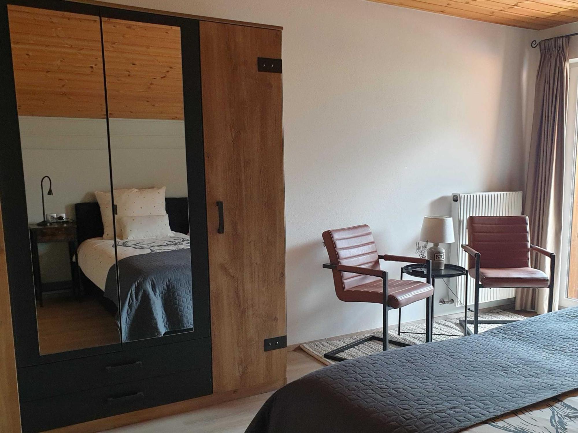 Haus Anna - Ein Haus mit Herz Fließ Zimmer foto